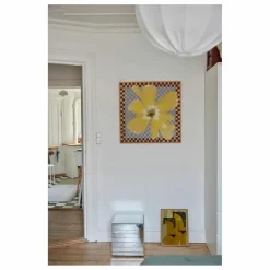 Clearance Paper Collective Affiche Flower with Checks 03 par Liat Greenberg Jaune
