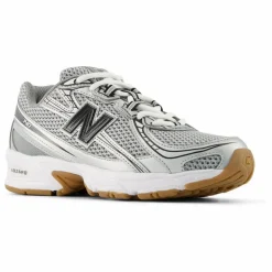 New Balance Baskets*Baskets Lacets 740 |