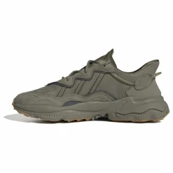 Femme Adidas Baskets|Sneakers, Chaussures*Baskets Ozweego |