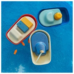 New Plan Toys Bateau en caoutchouc naturel Multicolore