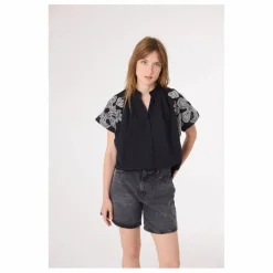 New Blouse Maya Dune Brodée | Femme Blouses, Chemises