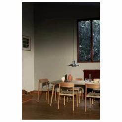 & Tradition Chaise Betty TK1, piètement en bois| Chaises, Tabourets, Bancs
