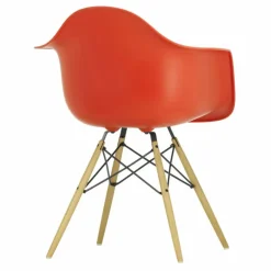Outlet Vitra Chaise DAW - piétement érable - Charles & Ray Eames | Rouge coquelicot