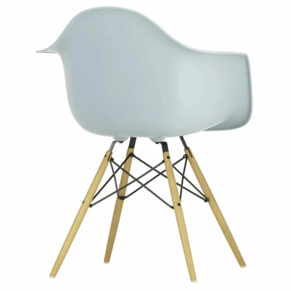 Vitra Chaise DAW - piétement érable - Charles & Ray Eames || Chaises, Tabourets, Bancs