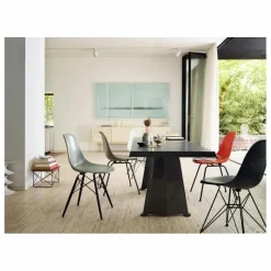 Vitra Chaises, Tabourets, Bancs*Chaise DSW Fiberglass - piètement en érable - Charles & Ray Eames |