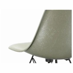 Clearance Chaise DSW Fiberglass - piètement en érable - Charles & Ray Eames | Chaises, Tabourets, Bancs