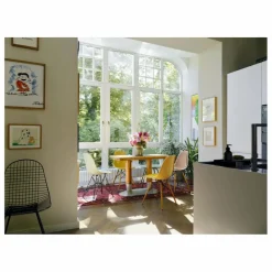 Vitra Chaises, Tabourets, Bancs*Chaise DSW plastic - piètement érable - Charles & Ray Eames |