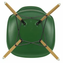 Vitra Chaises, Tabourets, Bancs*Chaise DSW plastic - piètement érable - Charles & Ray Eames |