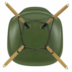 Chaise DSW plastic - piètement érable - Charles & Ray Eames | Chaises, Tabourets, Bancs