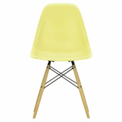 Chaise DSW plastic - piètement érable - Charles & Ray Eames | Chaises, Tabourets, Bancs