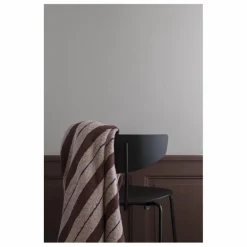 Ferm Living Chaise en chêne Herman || Chaises, Tabourets, Bancs