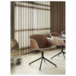 Muuto Chaises, Tabourets, Bancs*Chaise Fiber avec accoudoirs en cuir |