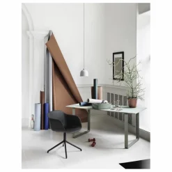 Muuto Chaise Fiber avec accoudoirs en plastique recyclé || Chaises, Tabourets, Bancs