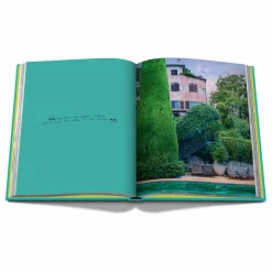 New Assouline Chic Stays Multicolore