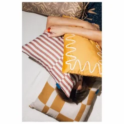 New Nobodinoz Coussin Stanley Tiles | Jaune moutarde