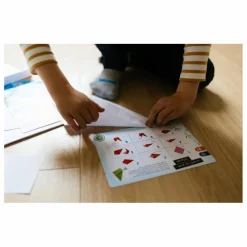 En Cavale Enquête par courrier - Science et magie| Jeux De Société|Jeux Éducatifs