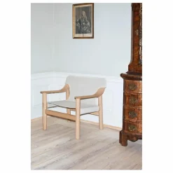 Hay Fauteuil Bernard en chêne et toile, Shane Schneck| Canapés, Fauteuils