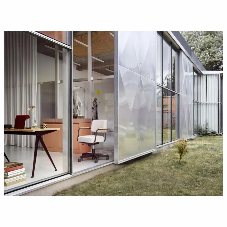 Discount Vitra Fauteuil de bureau Direction Pivotant, piètement japonese red - Jean Prouvé | Gris clair