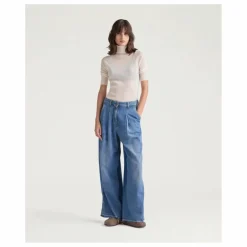 Momoni Jean Oak ||Femme Jeans