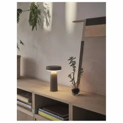 Muuto Lampe à poser Ease, Johan Van Hengel || Luminaires