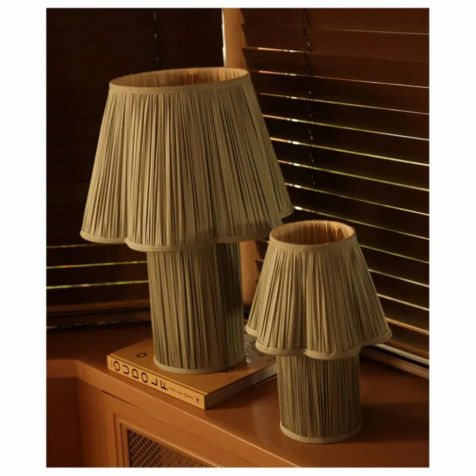 Doing Goods Luminaires*Lampe à poser en soie Myra |
