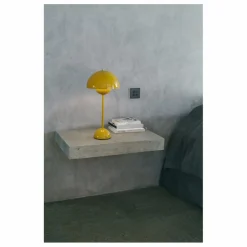 Online & Tradition Lampe à poser Flowerpot VP3, Verner Panton, 1969 | Jaune moutarde