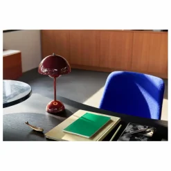 & Tradition Luminaires*Lampe à poser Flowerpot VP3, Verner Panton, 1969 |