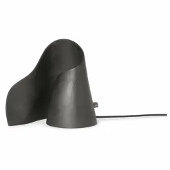 Ferm Living Lampe à poser Oyster en aluminium recyclé || Luminaires
