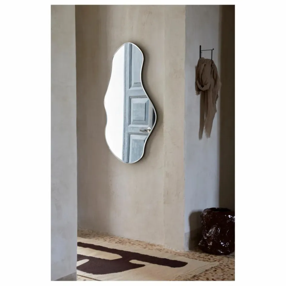 New Miroir Pond | Miroirs