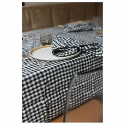 Gabrielle Paris Nappe en lin lavé vichy || Linge De Table|Art De La Table