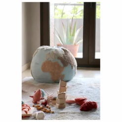 Lorena Canals Pouf World map ||Enfant Matelas De Sol, Poufs Enfant