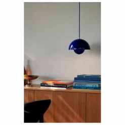 & Tradition Suspension Flowerpot VP1, Verner Panton, 1968 || Luminaires