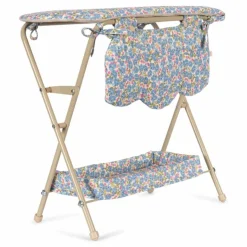 Konges Sløjd Table à langer pour poupée Rosie || Poupées