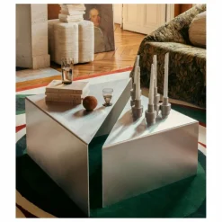 The Socialite Family Tables, Bureaux*Table basse gigogne Triangolo en brossé |