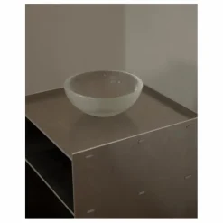 Hot Table d'appoint Rivet box en Tables, Bureaux