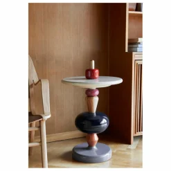 & Tradition Table d'appoint Shuffle en bois laquée - Mia Hamborg || Tables, Bureaux