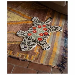 Outlet Doing Goods Tapis tigre à fleurs | Beige